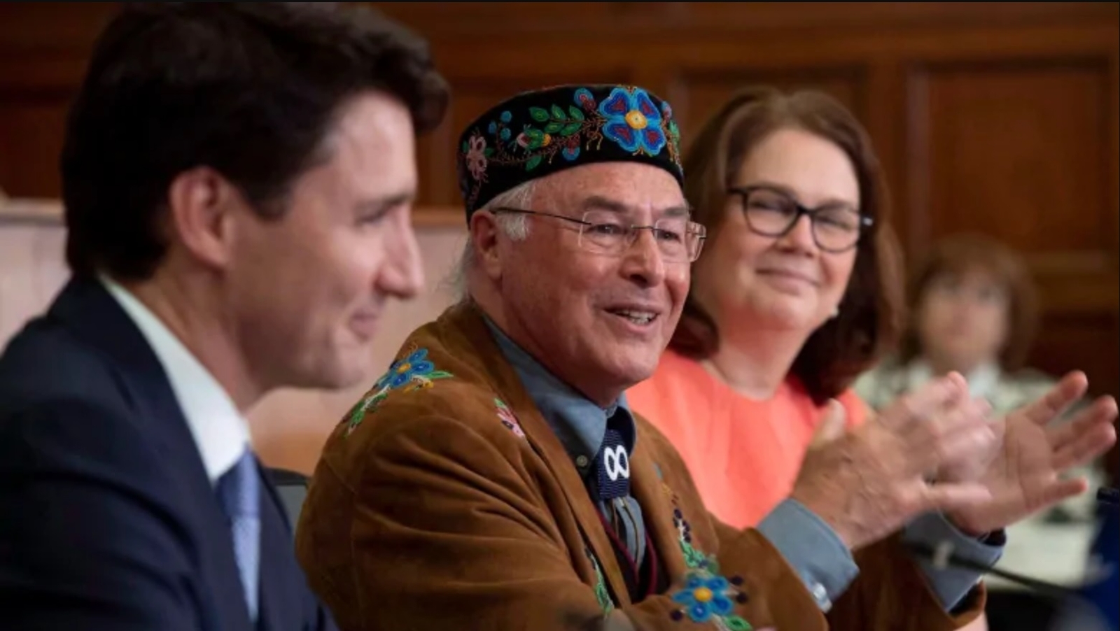 Ottawa to hand over child welfare services to Indigenous governments